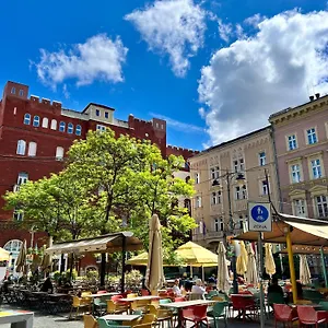 Cedar - Palace District , Budapest Ungheria