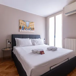 Lupetta 3 , Milano Italia